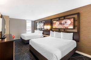 Postel nebo postele na pokoji v ubytování Best Western Plus Austin Central