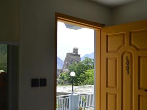Foto dalla galleria di LOKAL Rooms x Hunza Altit Fort a Valle dell'Hunza