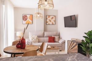 Część wypoczynkowa w obiekcie Apartamentos Martalia Áticos Deluxe
