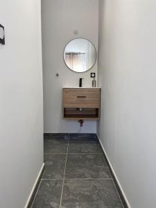 Ett badrum på Maison avec jacuzzi