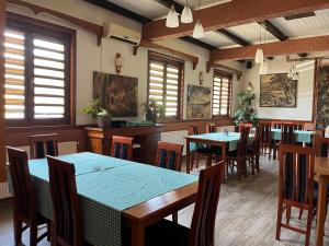 Restaurace v ubytování Apartman KOD PECE
