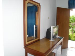 TV a/nebo společenská místnost v ubytování D' Kubu Pratama Homestay
