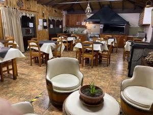 Restoran või mõni muu söögikoht majutusasutuses Hostal & Cabañas Don Juan