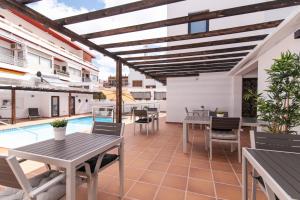 Bazén v ubytovaní Casa Boissier Ciudad Jardín alebo v jeho blízkosti
