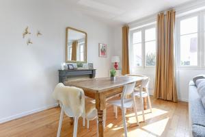 Dining area sa apartment