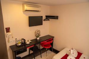 TV a/nebo společenská místnost v ubytování Hotel Eastana Ipoh