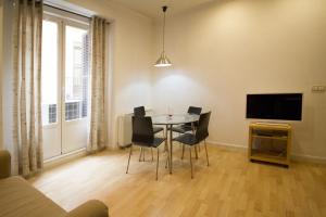 Gallery image of Foster Apartamentos Sol in Madrid