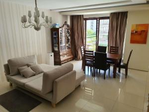 Posezení v ubytování Nowoczesny Apartament 85m2 Muranów, Warszawa - Śródmieście
