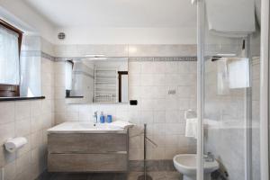 Ένα μπάνιο στο Casa Sabrina - Appartamento Blu +23 φωτογραφίες