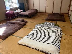 民宿ふじ苑 객실 침대