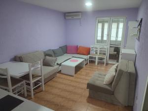 Χώρος καθιστικού στο Sutomore apartman