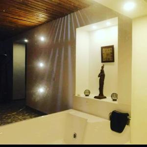 Koupelna v ubytování ASGARD Spa