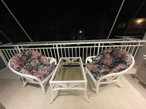 Μπαλκόνι ή βεράντα στο Loutraki Apartment +2 φωτογραφίες