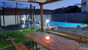 Πισίνα στο ή κοντά στο Holiday house Marea