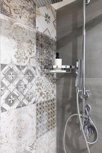 Ένα μπάνιο στο Aurora House Loft +42 φωτογραφίες