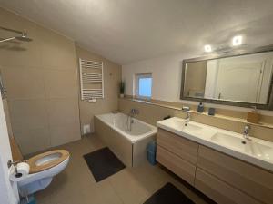 Gallery image of #8 Doppelzimmer mit Gemeinschaftsbad in Memmingen
