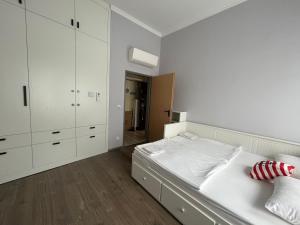 Φωτογραφία από το άλμπουμ του már vártaLAK a Fő téren σε Σιόφοκ