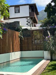 The swimming pool at or close to Casa La Aldaba
