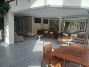 Posezení v ubytování Hotel y Cabañas Palomar - Caja los Andes