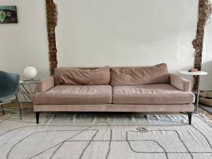 Gallery image of Deconstructed Loft in Greenpoint in Brooklyn +13 photos