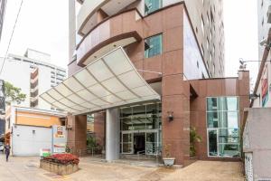 Το κτήριο όπου στεγάζεται  το διαμέρισμα