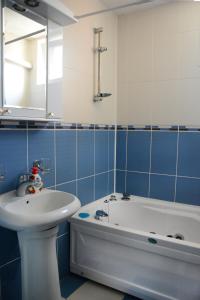 A bathroom at Apartmani Banja SPA