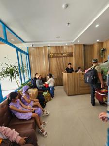 Επισκέπτες που μένουν στο Khách sạn HAWA HOTEL +39 φωτογραφίες