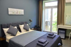 Postel nebo postele na pokoji v ubytování Sea Vibes 1 bedroom apartment - Free Public Parking, WiFi, Cable & Smart TV, 0,9 km to beach