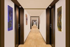 Gallery image of Lemon Tree Hotel, Hubli in Hubli