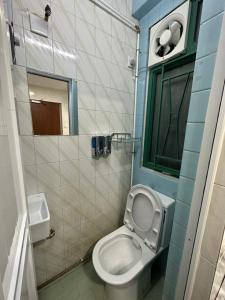Ένα μπάνιο στο Mandarin Guest House
