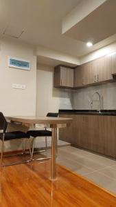 Dapur atau dapur kecil di Hotel Grand Galaxy