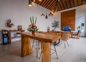 TV/trung tâm giải trí tại 2 Bedrooms Villa dewi sri Private Pool Seminyak