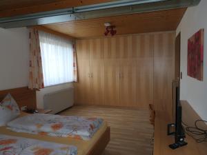 Cama o camas de una habitación en Fewo Schrottenbaum