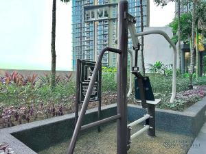 Jardín al aire libre en The Elysia Suites