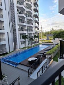 Bazén v ubytování Mantra condo by malai nebo v jeho okolí