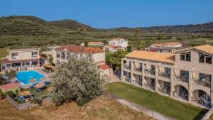 Piscina di Grapevines Hotel o nelle vicinanze
