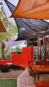 Patio o area all'aperto di Lazy Dog Bed & Breakfast