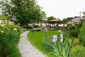 Zahrada ubytování Oselya Hotel