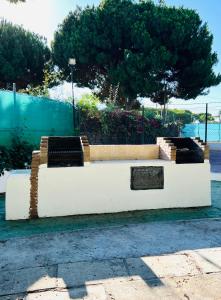 Vonkajšia záhrada v ubytovaní Villa Horacia - Playa de la Jara con Piscina