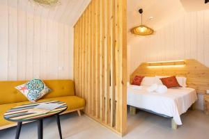 Dunas Luxury Beach Resort Tarifa客房内的一张或多张床位