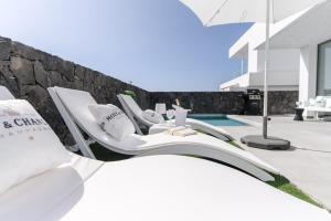 Bazén v ubytování Villa Moada Ocean Breeze nebo v jeho okolí