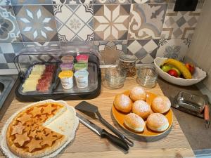 Jedlo v ubytovaní bed & breakfast alebo blízkom okolí