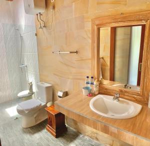 A bathroom at Puri uma dewi ubud