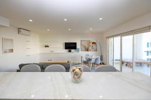 Billede fra billedgalleriet på B19 - Marina Club Apartment i Lagos + 77 billeder