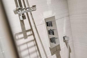 Gallery image of Victoria Residence in Hyde +21 photos
