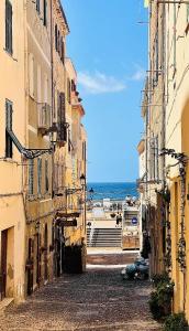 Vista general del mar o vista desde el departamento