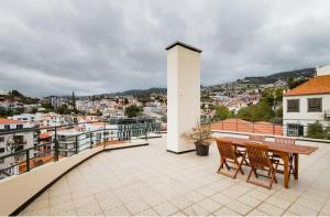 Balkón nebo terasa v ubytování A ver o mar rooms- Funchal city center