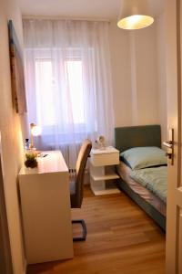 Postel nebo postele na pokoji v ubytování Swan Rooms