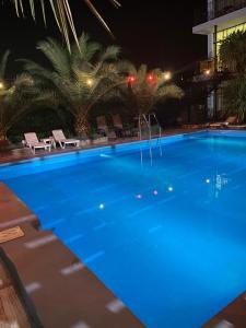 A piscina localizada em Hotel Amigo II ou nos arredores