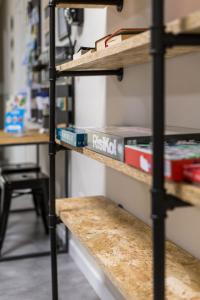 Dapur atau dapur kecil di Piccolo Catalunya Hostel